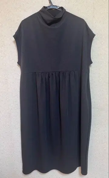 바스코 하이넥 코쿤 원피스