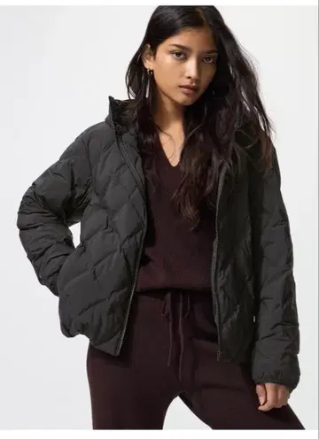 유니클로 퍼프테크 후드티 L 블랙 미사용