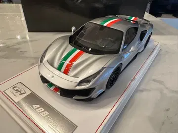 새상품 GH 모델 1/18 페라리 488 피스타 PISTA 미니카