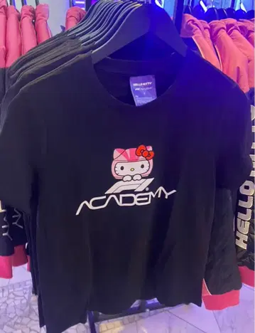 HELLO KITTY x F1 콜라보 T셔츠 블랙