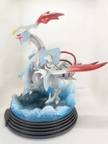 포켓몬 와쿠와쿠 겟 복권 B상 화이트큐렘 피규어