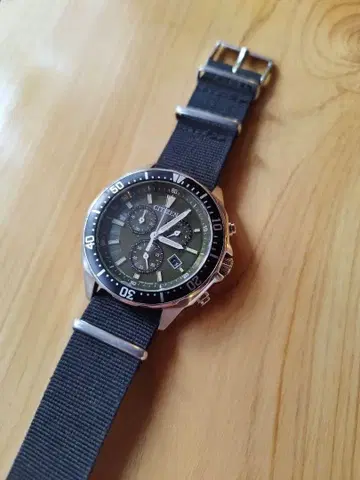 CITIZEN H500 에코드라이브 크로노그래프 솔라 작동 양호