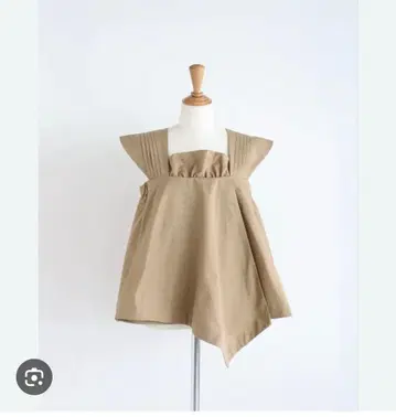 미사용 새상품 Girlish 핀턱 숄더 상의