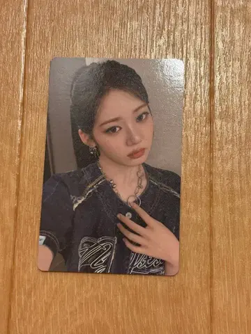 로라 트레이딩 카드 LOVE MONSTERS