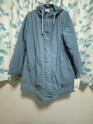 블루 후드 부착 마운틴 파카