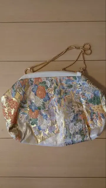 케냐 마릴리아 케니가마 마치야 풍경 사계절 풀꽃