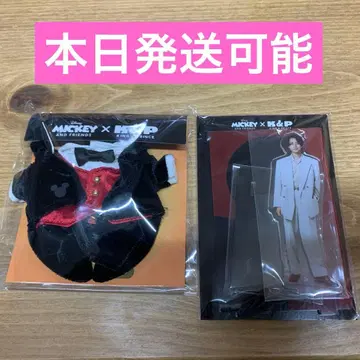 킹프리 미키 아크릴 스탠드와 의상