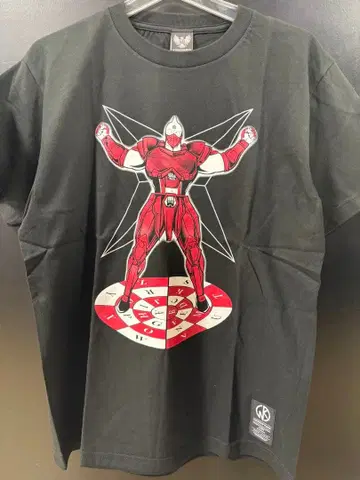 근육맨 디펜드 수트 T셔츠 M 사이즈 블랙