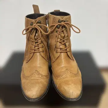 브라운 가죽 부츠 사이드 지퍼 부착