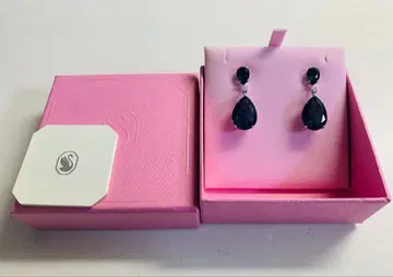 고급스러움 대형 스와로브스키 Swarovski 귀걸이