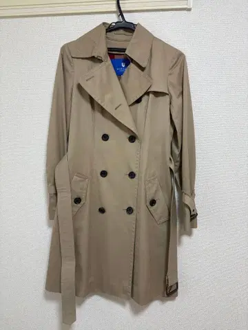 BLUE LABEL CRESTBRIDGE 트렌치코트 38