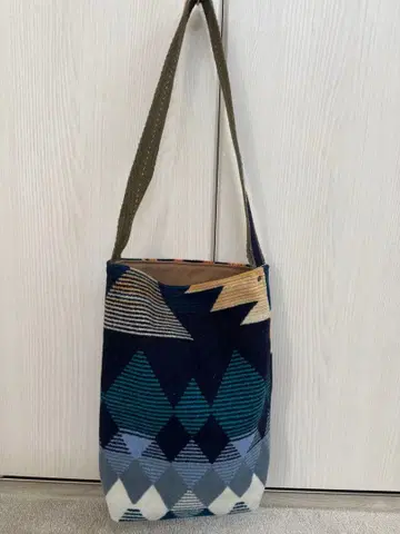 earlymorning shoulder bag