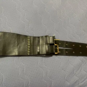 에밀리아 위즈 코르셋 벨트