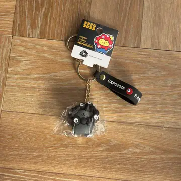 미야쿠미야쿠 산리오 콜라보  입체 마스코트 키링 블랙 흑백
