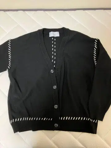 CONFIRM 블랙 가디건 M