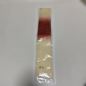 고급스러움이 넘치는 기모노의 겹겹이 두른 옷깃