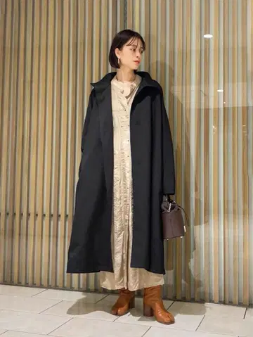 CABaN 울 개버딘 스탠드 카라 코트