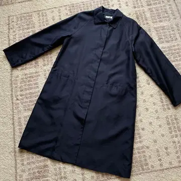 ESCORIAL 스텐 칼라 스프링 코트 블랙 사이즈 40 실크 100%