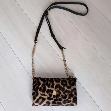 MICHAELKORS 레오파드 무늬 미니 숄더백