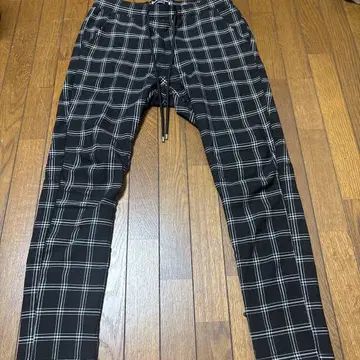 가격 인하 RTEG 체크 무늬 스키니 팬츠 M 사이즈