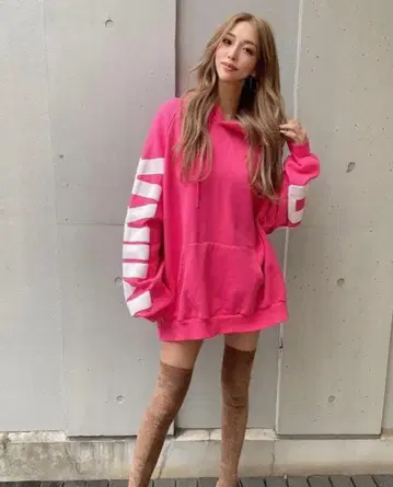 mirror9 로고 후드티