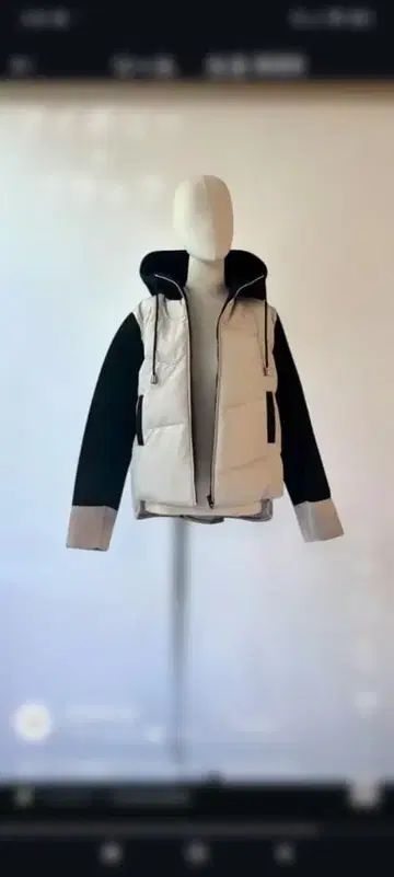 후드 부착 다운 자켓 화이트/블랙