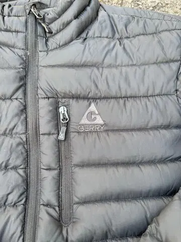 [ GERRY ] 필파워 650 다운 자켓 다크 그레이