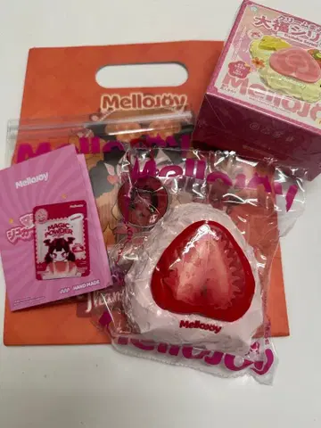 Mellojoy 크림 범벅 대복 딸기