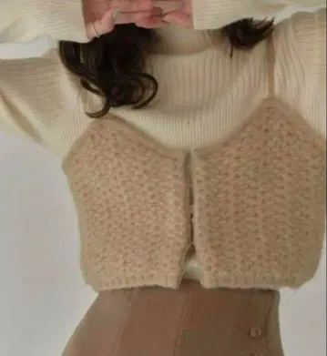 eaphi warm knit bustier 뷔스티에 베이지