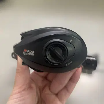 Abu Garcia 베이트 낚시릴