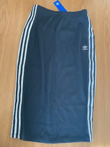 [새상품] adidas 3라인 검정 블랙 롱 스커트