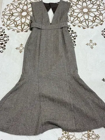 그레이 플레어 디자인 원피스 사이즈 1