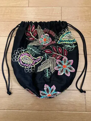 누키테파 ne Quittez pas 자수 백 파우치