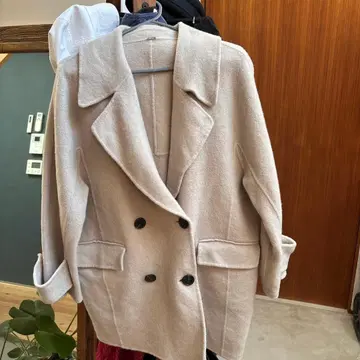 미라 오웬 피 코트