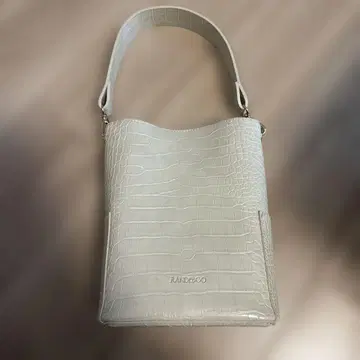 RANDEBOO 크로커다일 패턴 숄더백