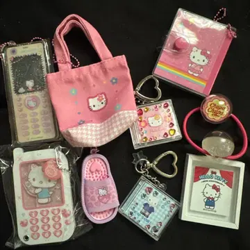 헬로키티 키링 세트