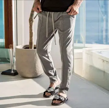 새상품급 1PIU1UGUALE3 RELAX 스트레치 조거 팬츠 그레이