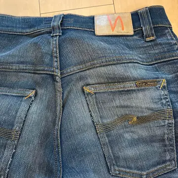 Nudie Jeans Co. 스트레이트 데님