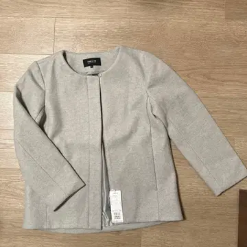 미사용 새상품 COMME CA ISM 그레이 노카라 자켓 11호