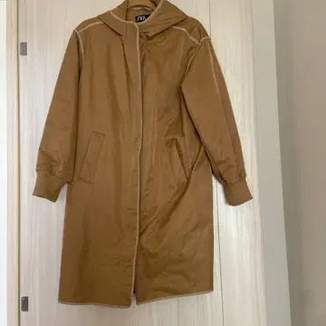 ZARA 퀼팅 코트 아우터