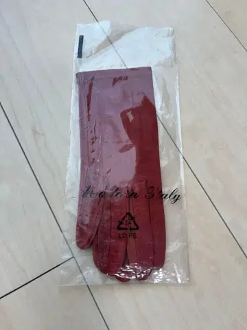 빨간색 가죽 롱 장갑 이탈리아제