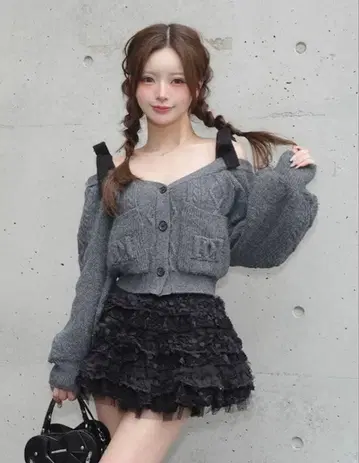 darich 숄더 리본 V넥 니트탑