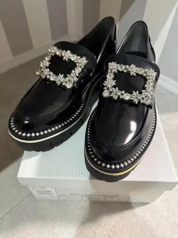 [ 미사용 새상품 ] 프로즈 베일 비쥬 블랙 로퍼 M 23.0 23.5