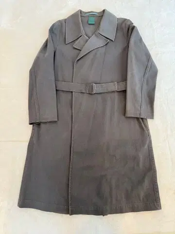 벨트 포함 트렌치코트