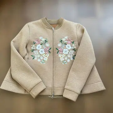 체스티 사이즈 1 꽃무늬 자수 베이지 자켓 가을/겨울 블루종
