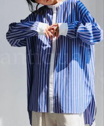 안티카 Tree cafe 트리 카페 스트라이프 패턴 오버 사이즈 셔츠 F