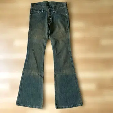 Y2K TORNADO MART rlare denim