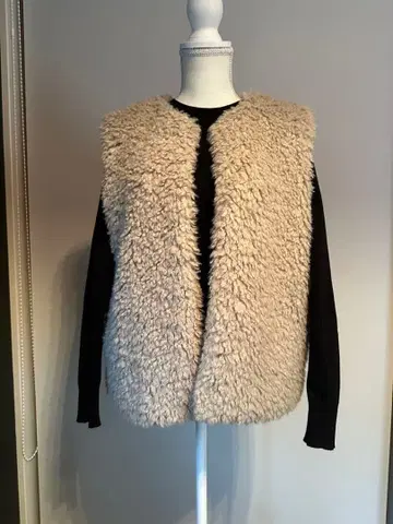 유나이티드 애로우즈 퍼 베스트 보아 베스트