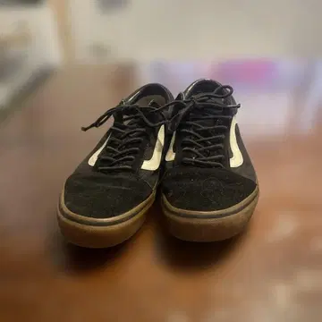 Vans 블랙 스웨이드 스니커즈 25.5