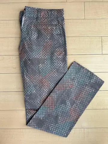 새상품급 오클리 남성 바지 34인치